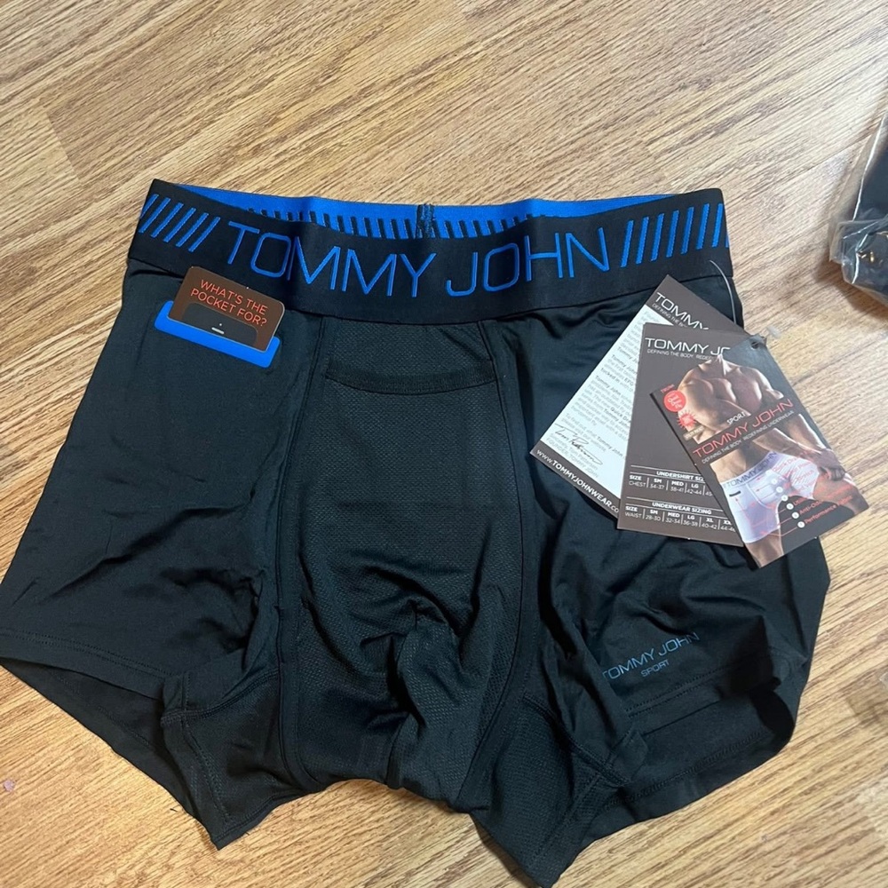 Tommy John Men's Black and Blue Boxer Briefs